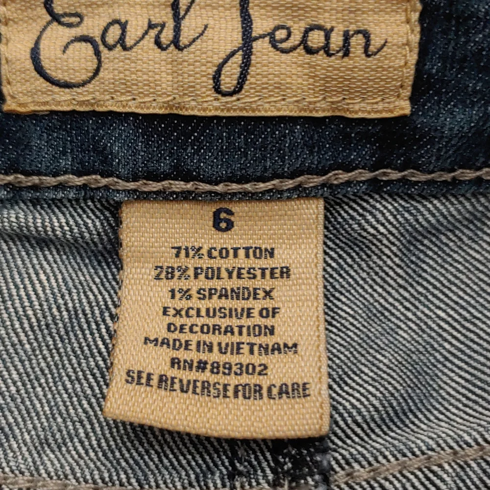 Earl Jeans Women's Straight Leg Jeans